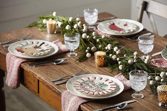 Farmhouse Christmas Salad Plate - All Hearts