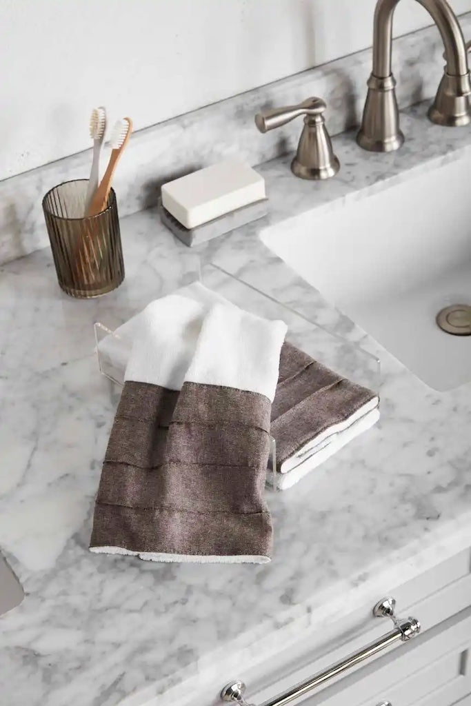 Terry Cloth Towel and Caddy Set - Thumbnail 2